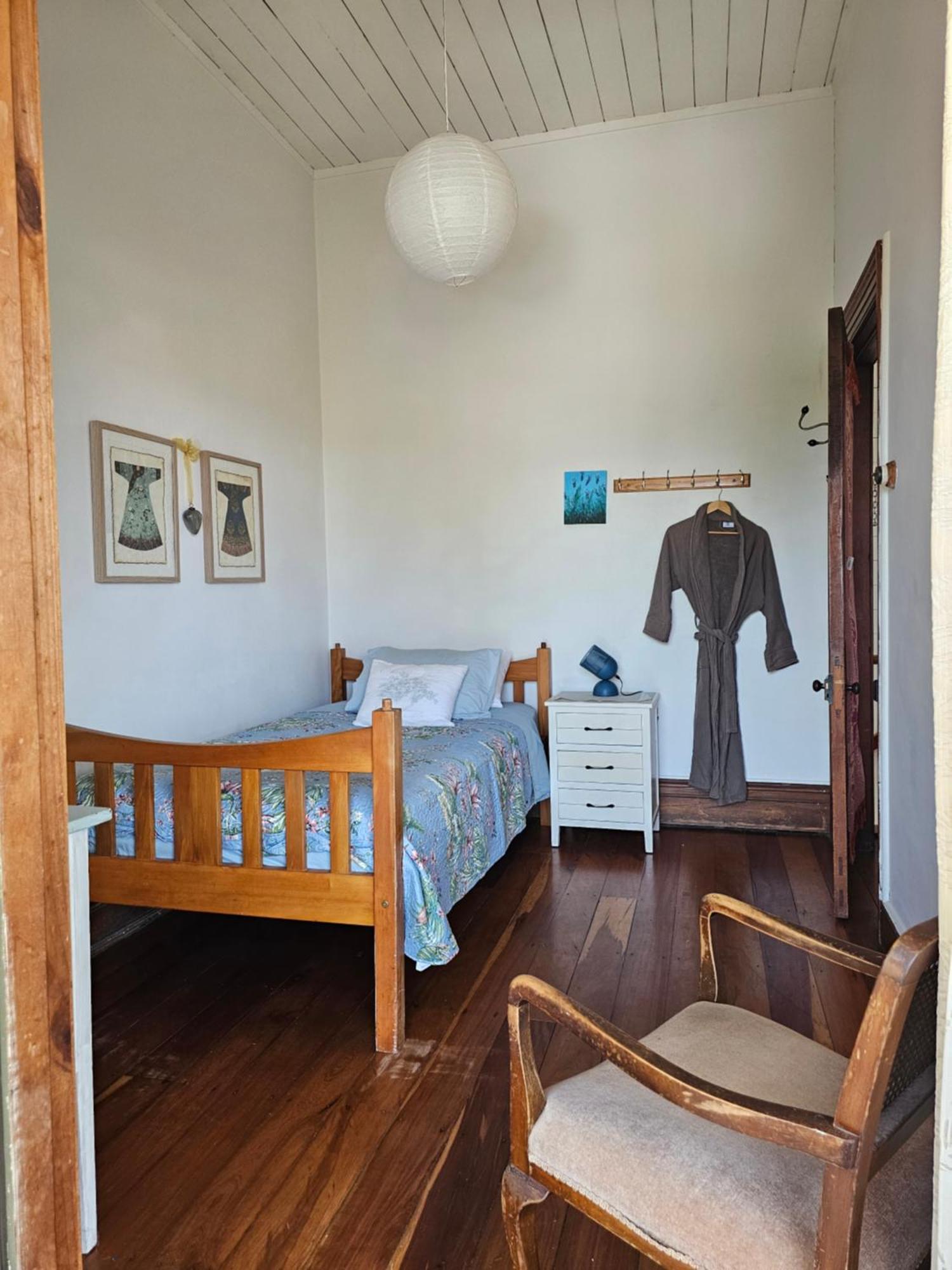 Brony'S Beachfront-Short And Long Term Stays Porirua Extérieur photo